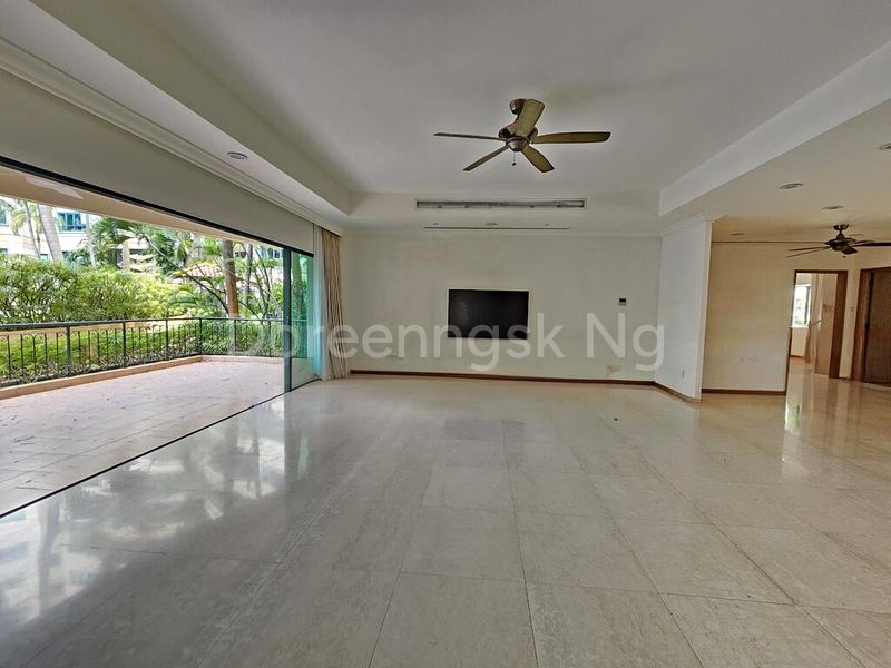 4 Bed Condo for Sale in  Camelot By-the-water - Image 16